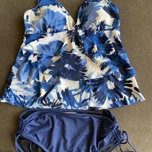 Navy blue floral tankini